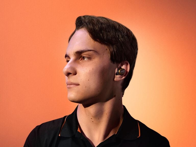 Bowers & Wilkins Pi8